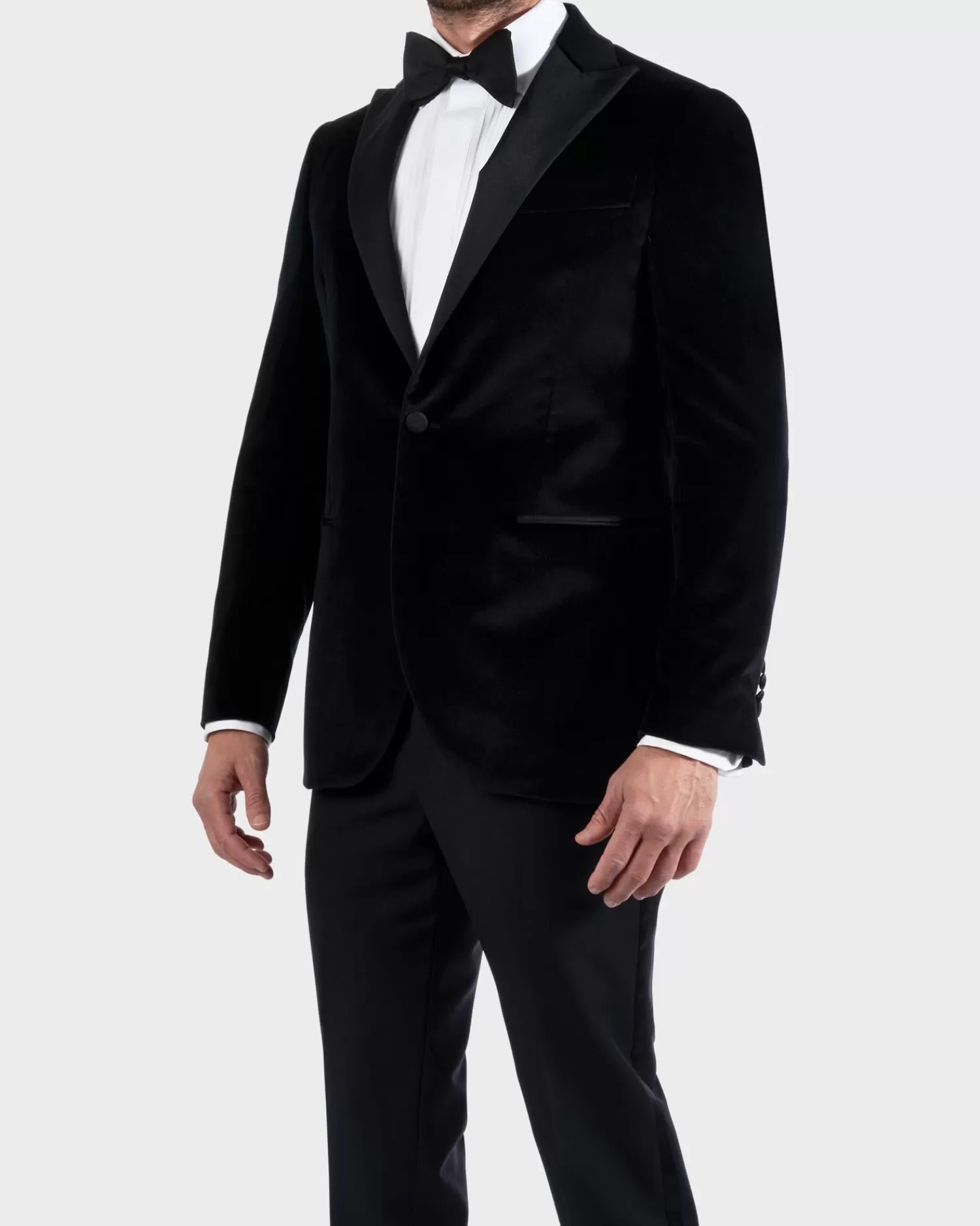 * Black Peak Lapel Velvet Dinner Jacket^ Evening Wear