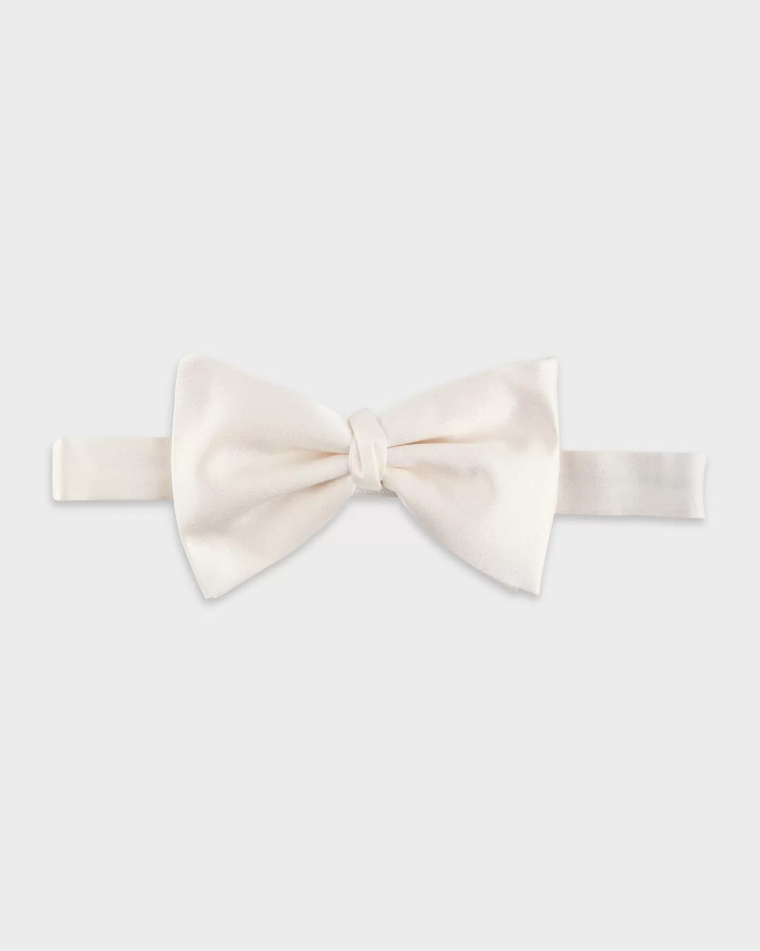 Ermenegildo Zegna Ivory Silk Bow Tie^ Weddings