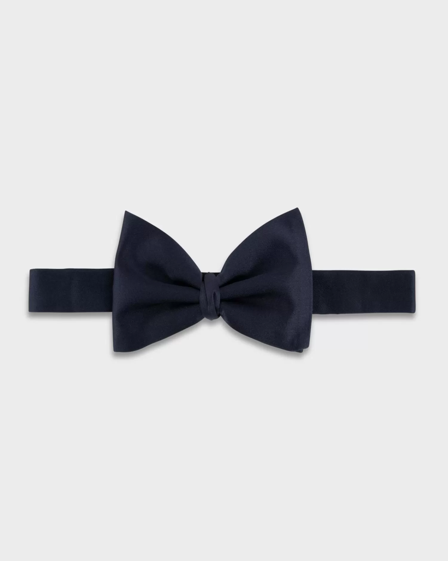 Ermenegildo Zegna Navy Silk Bow Tie^ Bow Ties